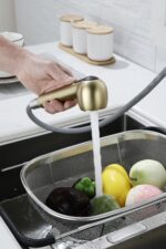 Kitchen Faucets with Pull Down Sprayer, Single Handle Kitchen Sink Faucet with Pull Out Sprayer - Image 46