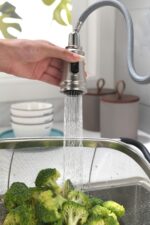 Single Handle High Arc Pull Out Kitchen Faucet,Single Level Stainless Steel Kitchen Sink Faucets with Pull Down Sprayer - Image 14