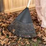 (2 pack)24-inch Wood and Poly Leaf Rake - Image 4