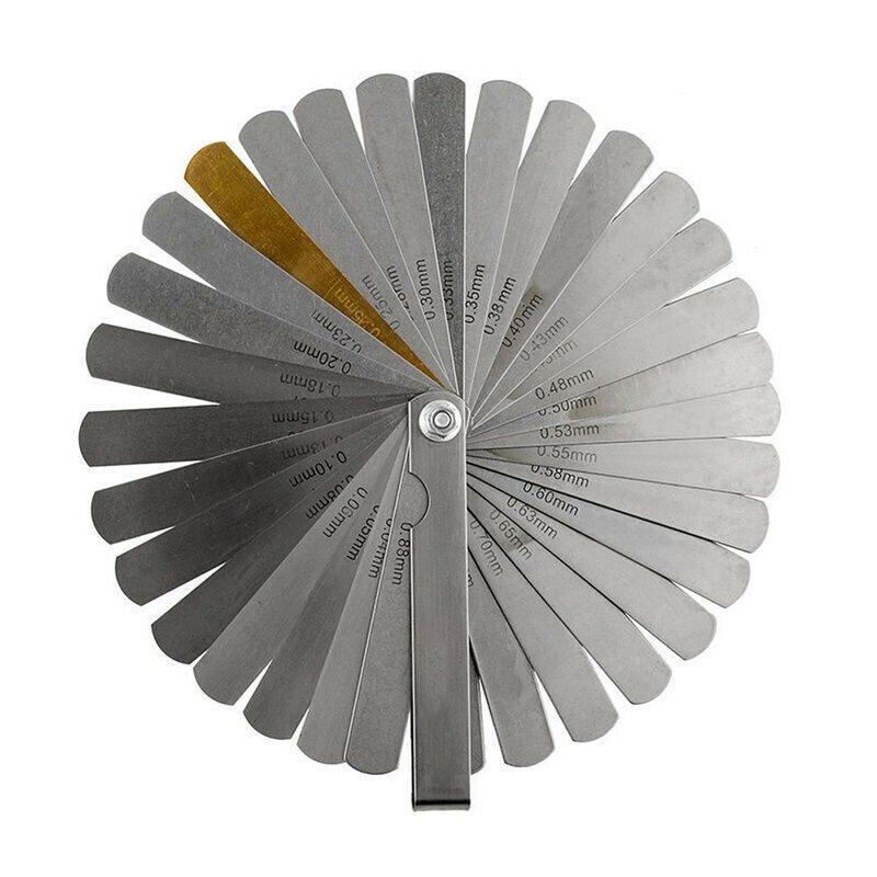 32 Blade Feeler Gauge Set with Metric and SAE Measurements