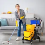 HOMCOM 6.9 Gallon Mop Bucket Wringer Cart Easy Side Press Yellow/Black Smooth Wheels and Mop-Handle Holder - Image 2