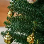 HOMCOM 6 Ft Pencil Christmas Tree, PVC Hinged Unlit Slim Artificial Christmas Tree for Home Party Holiday Decoration, Green - Image 9