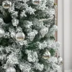 HOMCOM 9ft Flocked Christmas Tree, Slim Unlit Pine Hinged PVC Xmas Tree with Realistic Branches and 1014 Tips, Green - Image 9