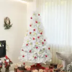HOMCOM 9 Ft Unlit Artificial Christmas Tree with 2132 Branch Tips and Steel Base White - Image 2