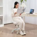 HOMCOM Armless Computer Desk Chair, Office Task Chair, Teddy Fleece Heart Makeup Vanity Chair with Swivel Wheels, White - Image 8