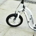 Aosom Kids Scooter Youth Scooter for 5+ with Dual Brakes, 12-Inch Inflatable Wheels, Outdoor Ride-On Toy, White - Image 8