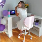 HOMCOM Love Shape Swivel Leisure Chair on Wheels Upholstery Home Office Computer Chair Linen Fabric Vanity Seat for Girls Women - Image 7