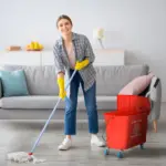 HOMCOM Mop Bucket with Wringer on Wheels 21 Quart Floor Cleaning Red Separate Dirty Clean Water System - Image 2