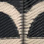 Outsunny Outdoor Rug 9x12 Modern Reversible Folding Plastic Four Straps for Backyard Deck Picnic Camping Black Beige - Image 11