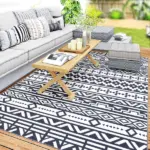 Outsunny Reversible Outdoor Rug, Waterproof Plastic Straw with Carry Bag, 6 ft x 9 ft, Blue and White Geometric - Image 11