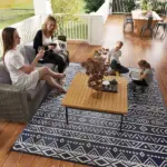 Outsunny Reversible Outdoor Rug, Waterproof Plastic Straw with Carry Bag, 8' x 10', Blue and White Geometric - Image 9