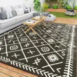 Outsunny Reversible Outdoor Rug, Waterproof Plastic Straw with Carry Bag, 9 ft x 12 ft, Black and Beige Rhombus - Image 11